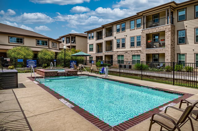 PKHB_HOLLYBROOK_0037
